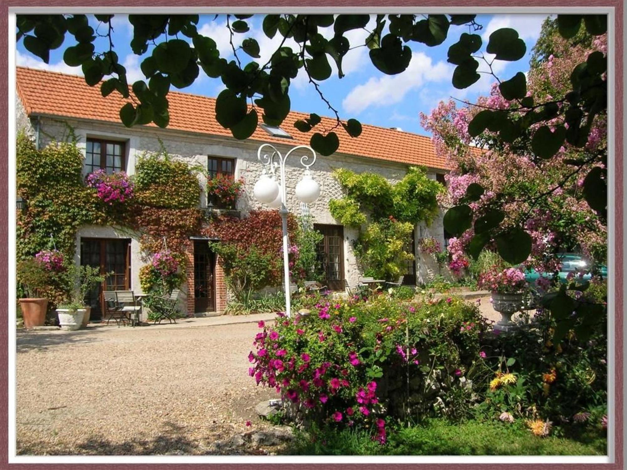 Bed and Breakfast Charme Au Coeur Des Chateaux De La Loire Avec Wifi - Fr-1-590-305 Tavers Zewnętrze zdjęcie